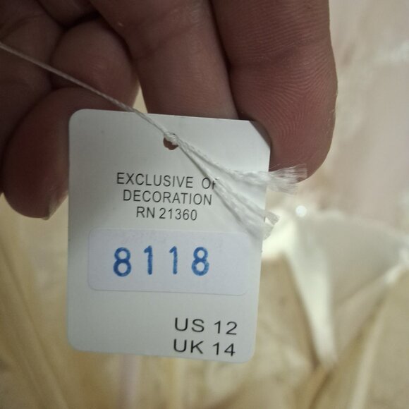 Mori Lee by Madeline Gardner #8118 Wedding Gown (Unaltered) - Picture 12 of 13